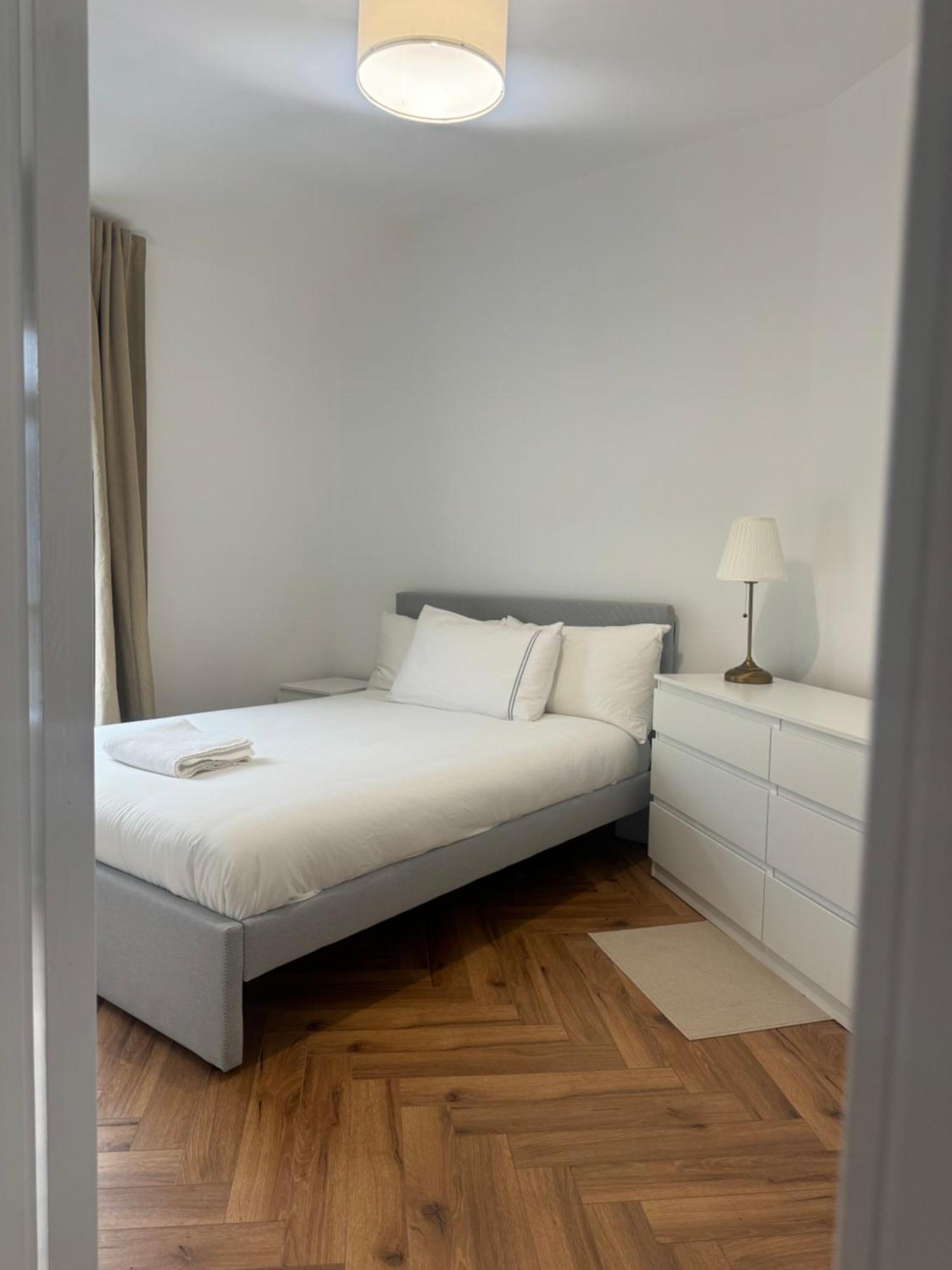 Original 1920s Center House Fully Renovated Casa de férias